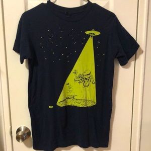 Graphic t-shirt men’s small